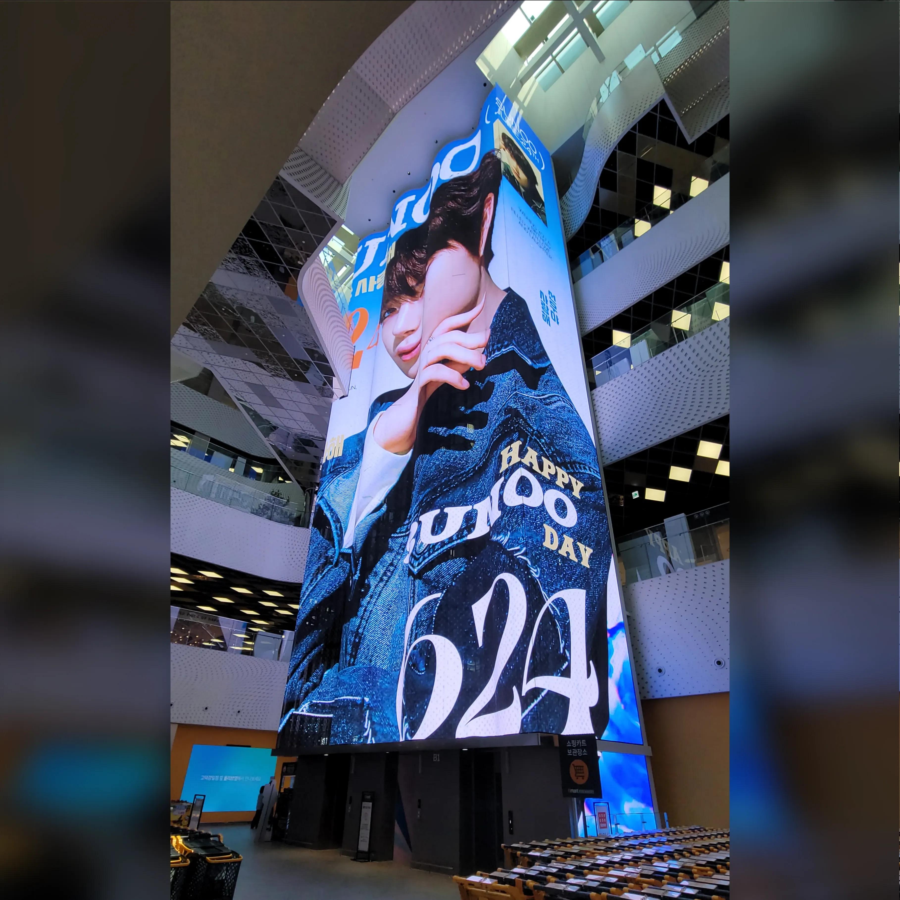 강동 더리버몰 미디어타워 전광판