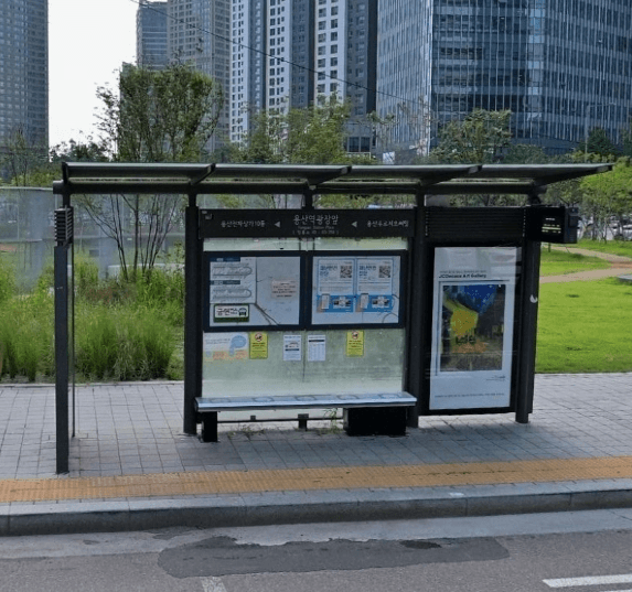 용산역광장앞 용산역광장앞 옥외광고 사진