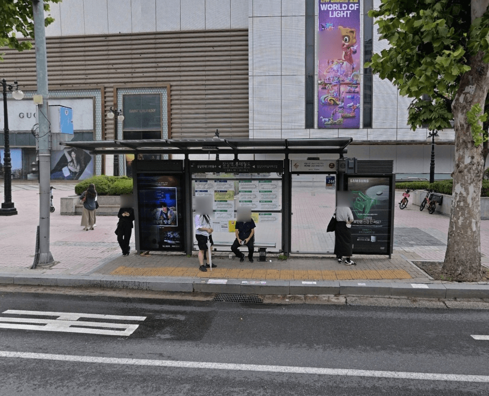 잠실역.롯데월드 잠실역.롯데월드 옥외광고 사진